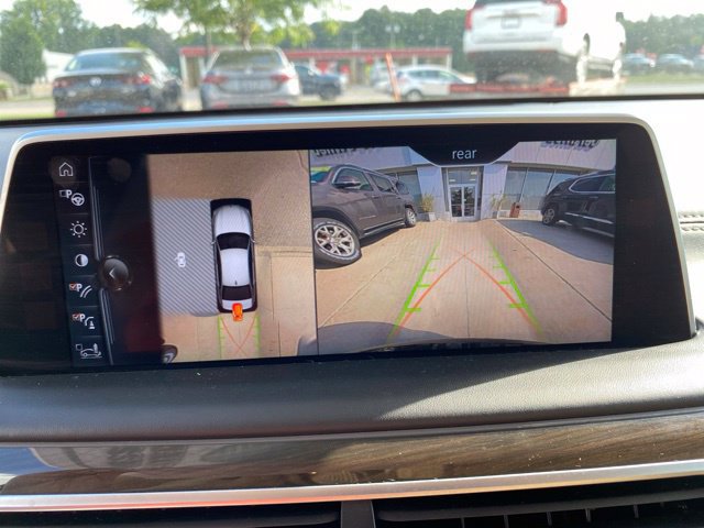 Used 2016 BMW 750i xDrive AWD/4WD image 24