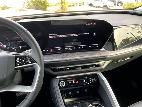 Certified 2025 Audi Q5 Premium Plus w/ Premium Plus image 6