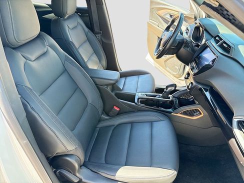 Used 2023 Chevrolet TrailBlazer ACTIV w/ Sun and Liftgate Package AWD/4WD image 27