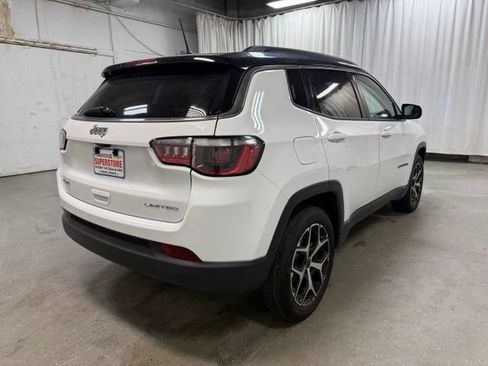 Used 2025 Jeep Compass Limited AWD/4WD image 5