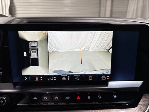 Used 2024 Chevrolet Silverado 1500 LTZ w/ Z71 Off-Road Package AWD/4WD image 30