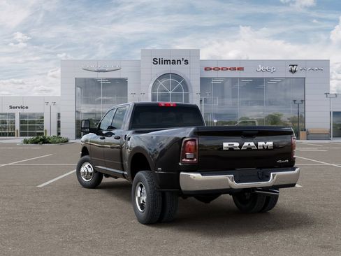 New 2026 RAM 3500 Tradesman AWD/4WD image 4