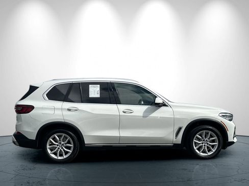 Used 2021 BMW X5 sDrive40i w/ Premium Package 2 RWD image 3