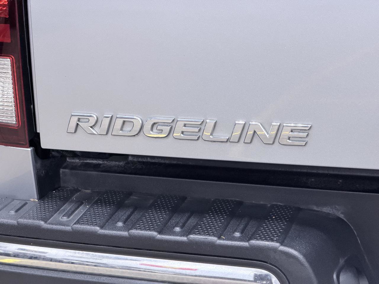 Used 2017 Honda Ridgeline RTL-T image 26