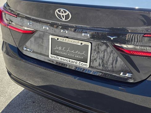 Used 2025 Toyota Camry LE FWD image 13