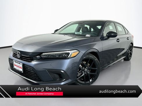 Used 2024 Honda Civic Sport image 1
