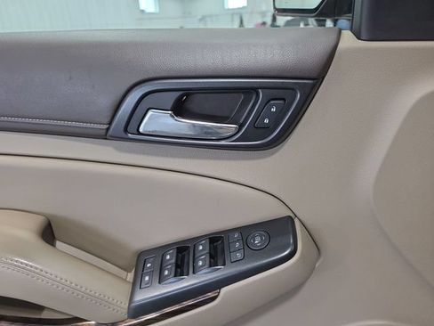 Used 2016 GMC Yukon XL SLT AWD/4WD image 21