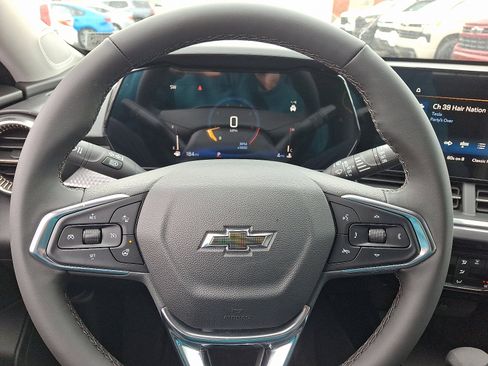 New 2026 Chevrolet Trax ACTIV FWD image 9