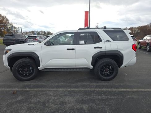 New 2025 Toyota 4Runner TRD Off-Road image 6