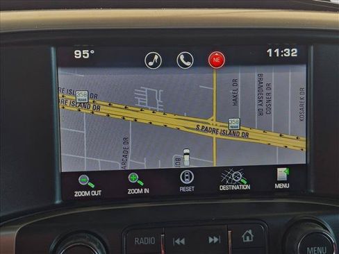 Used 2015 GMC Sierra 2500 Denali w/ Duramax Plus Package AWD/4WD image 10