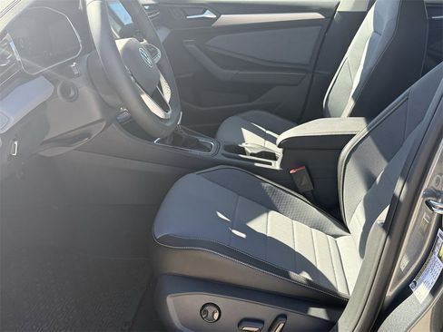 New 2026 Volkswagen Jetta SE image 12