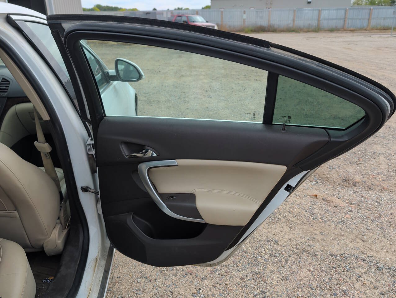 Used 2012 Buick Regal Premium FWD image 27