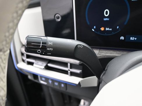 Used 2024 Hyundai Santa Fe Limited image 19