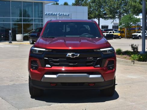 New 2026 Chevrolet Colorado Z71 w/ Technology Package AWD/4WD image 2