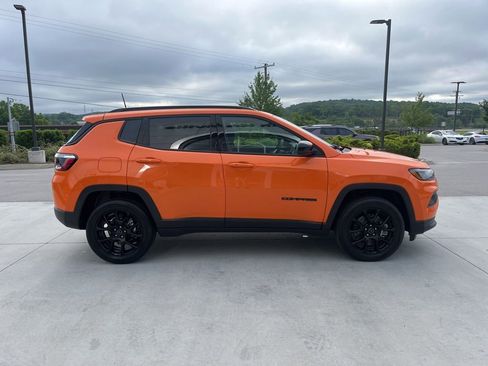 New 2026 Jeep Compass Latitude AWD/4WD image 19