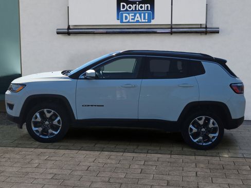 Used 2019 Jeep Compass Limited w/ Safety & Security Group AWD/4WD image 6