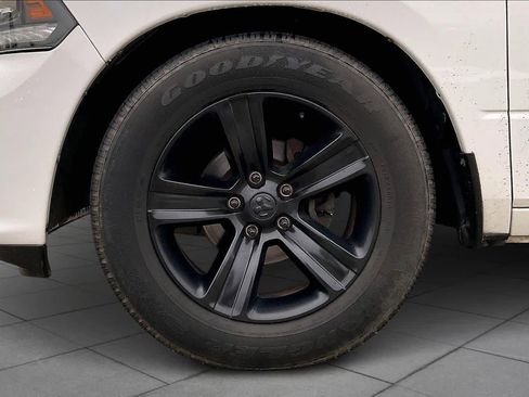 Used 2018 RAM 1500 Sport image 9