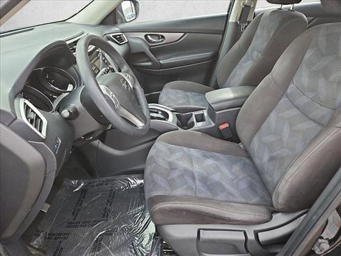 Used 2015 Nissan Rogue S image 21