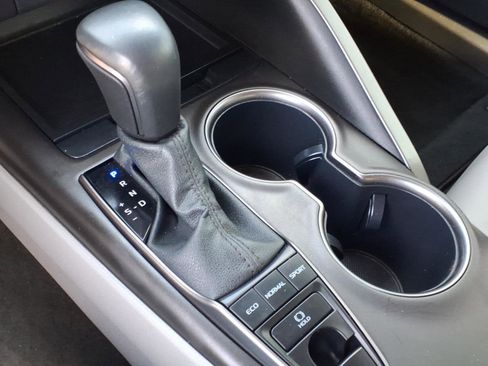 Certified 2023 Toyota Camry SE image 19