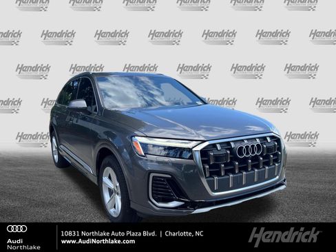 Certified 2025 Audi Q7 2.0T Premium w/ Convenience Package AWD/4WD image 1