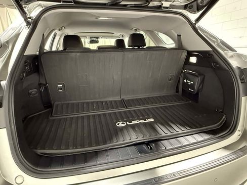Used 2021 Lexus RX 350L Premium w/ Premium Package image 21