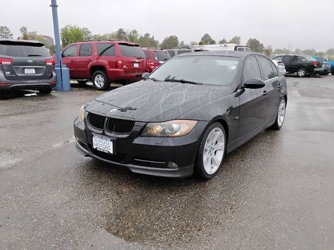 Used 2006 BMW 330i Sedan RWD image 1