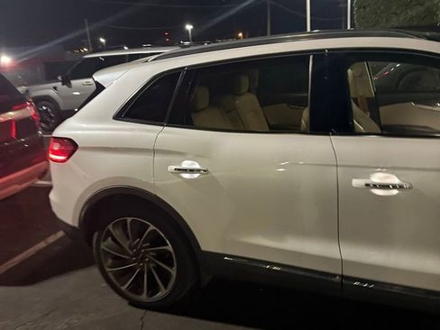 Used 2019 Lincoln Nautilus Reserve w/ Ultimate Package image 6