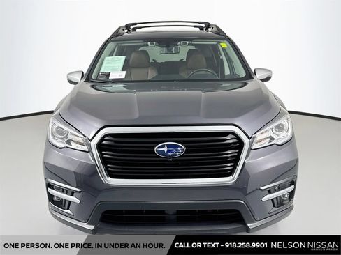 Used 2019 Subaru Ascent Touring w/ Popular Package #3 AWD/4WD image 2