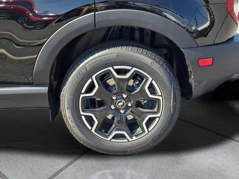 New 2026 Ford Bronco Sport Outer Banks w/ Outer Banks Tech Package+ AWD/4WD image 12