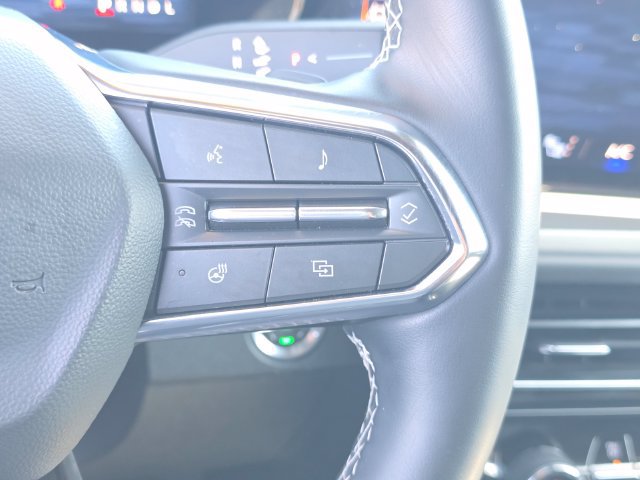 Used 2026 Chevrolet Traverse LT FWD image 27