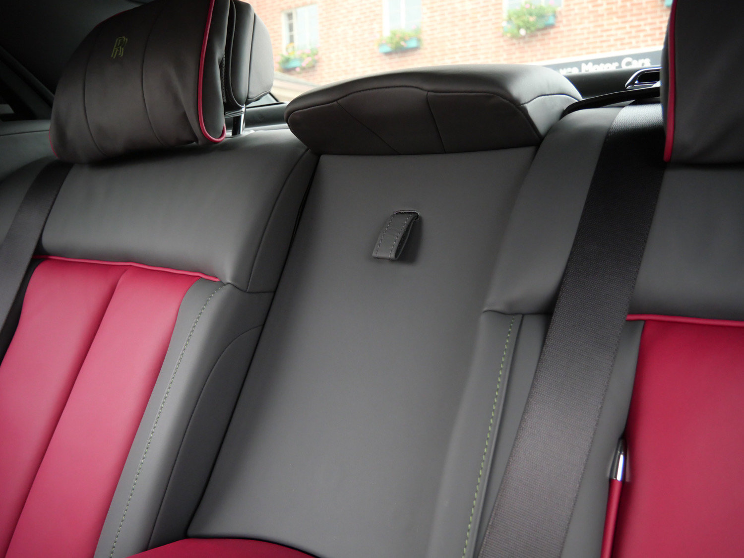 Certified 2023 Rolls-Royce Phantom Sedan RWD image 29