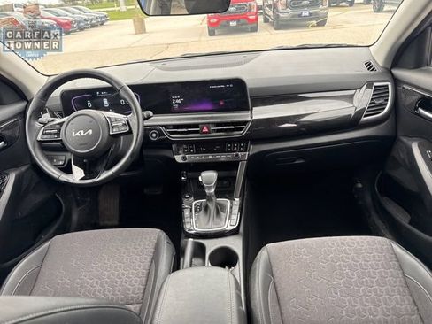 Used 2025 Kia Seltos S AWD/4WD image 16