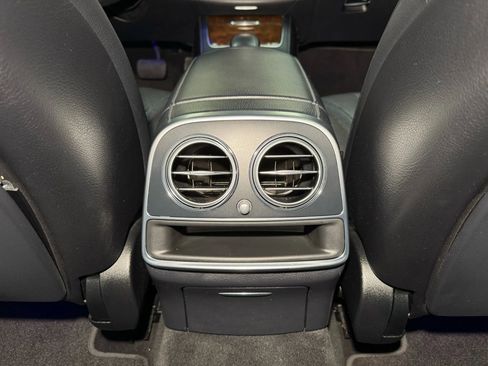 Used 2014 Mercedes-Benz S 550 Sedan image 24