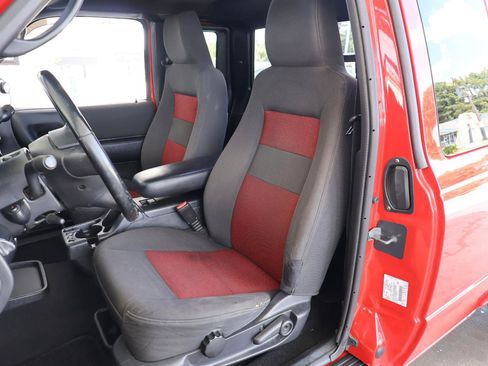 Used 2005 Ford Ranger FX4 AWD/4WD image 14