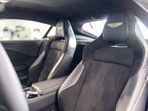 Used 2026 Aston Martin V8 Vantage Coupe RWD image 16