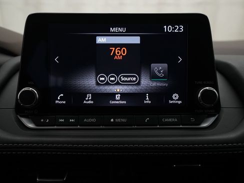 Used 2023 Nissan Rogue S AWD/4WD image 6