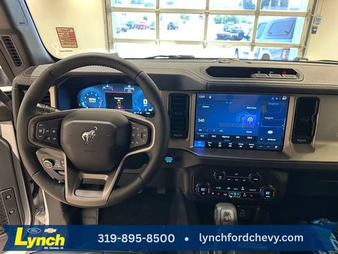 New 2026 Ford Bronco Outer Banks AWD/4WD image 9