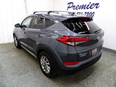 Used 2017 Hyundai Tucson SE Plus AWD/4WD image 4
