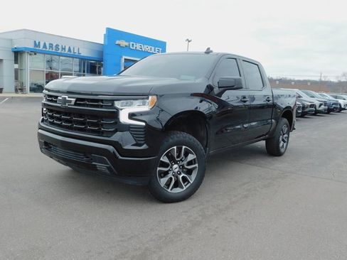 Used 2024 Chevrolet Silverado 1500 RST w/ Z71 Off-Road Package image 2