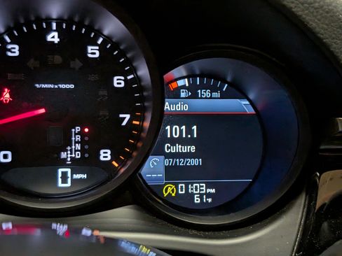 Used 2017 Porsche Macan image 33