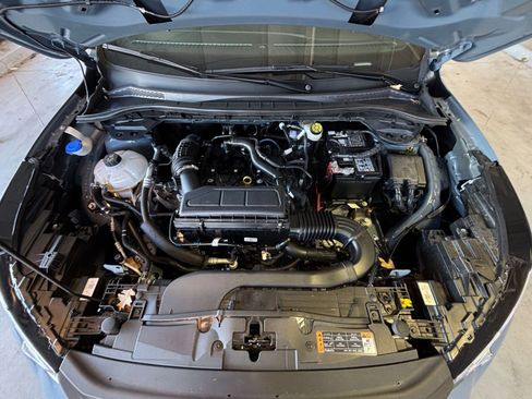 Used 2025 Ford Escape ST-Line image 32