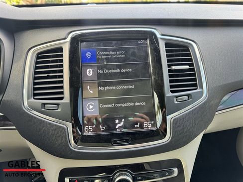 Used 2019 Volvo XC90 T5 Momentum w/ Protection Package Premier image 39