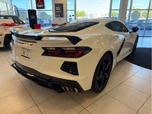 Used 2023 Chevrolet Corvette Stingray Premium Cpe w/ Z51 Performance Package RWD image 4