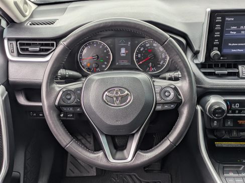 Used 2021 Toyota RAV4 XLE Premium FWD image 21