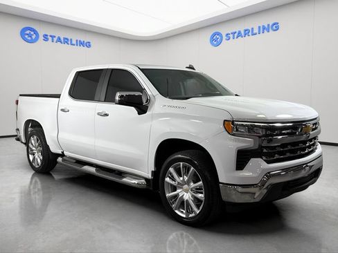 Used 2024 Chevrolet Silverado 1500 LT RWD image 13