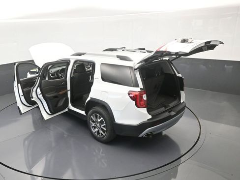 Used 2022 GMC Acadia SLE w/ Driver Convenience Package image 68