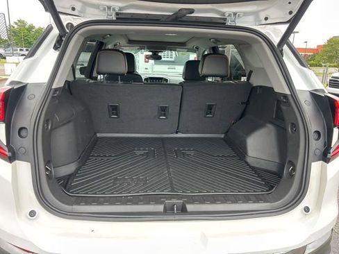 Used 2023 GMC Terrain AT4 AWD/4WD image 31