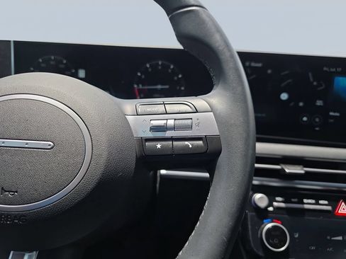 Certified 2025 Hyundai Tucson SEL FWD image 19