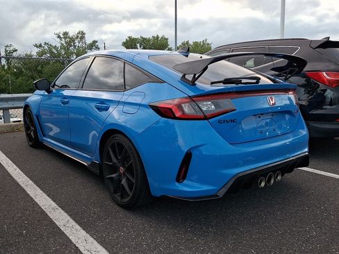 Certified 2025 Honda Civic Type R image 3