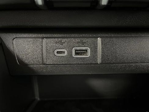 Certified 2023 Chevrolet Colorado Trail Boss w/ Technology Package image 24